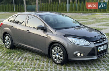 Седан Ford Focus 2013 в 