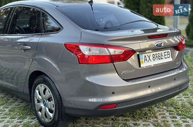 Седан Ford Focus 2013 в 