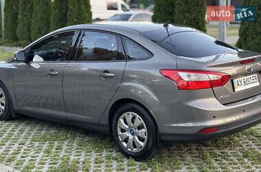Седан Ford Focus 2013 в 