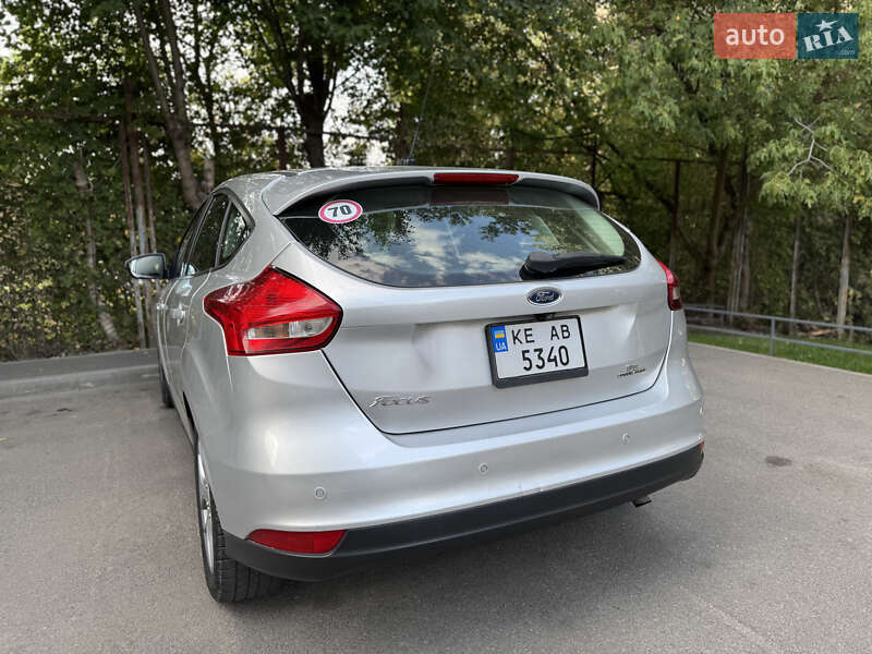 Хэтчбек Ford Focus 2015 в Днепре фото 12 Хэтчбек Ford Focus 2015 в Днепре