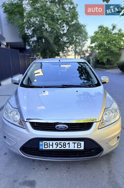 Ford Focus 2011