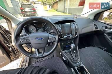 Седан Ford Focus 2015 в 