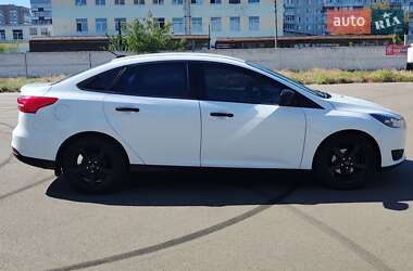 Седан Ford Focus 2016 в 