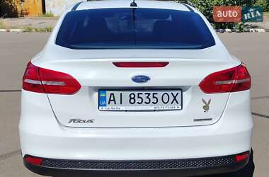 Седан Ford Focus 2016 в 