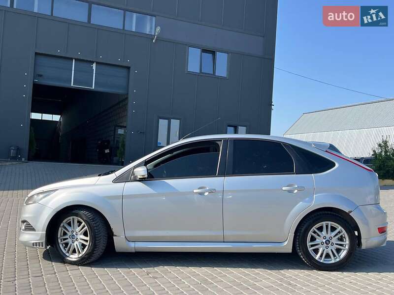 Хэтчбек Ford Focus 2010 в Львове фото 8 Хэтчбек Ford Focus 2010 в Львове