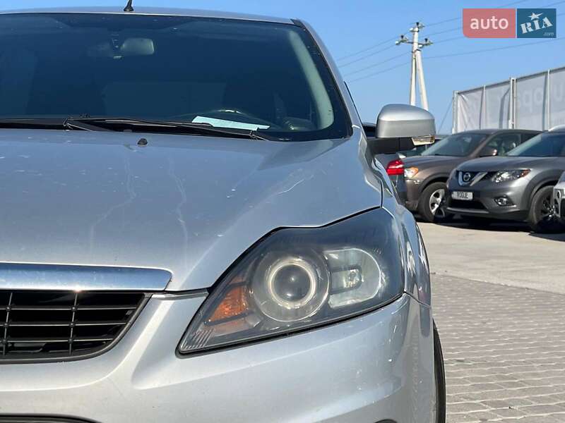 Хэтчбек Ford Focus 2010 в Львове фото 13 Хэтчбек Ford Focus 2010 в Львове