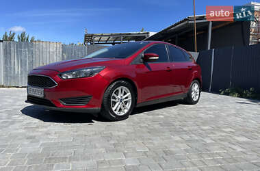 Седан Ford Focus 2015 в 