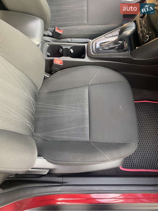 Седан Ford Focus 2017 в Соснівці