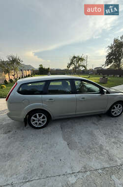 Універсал Ford Focus 2010 в 