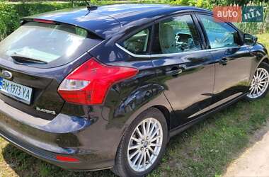 Хэтчбек Ford Focus 2013 в 