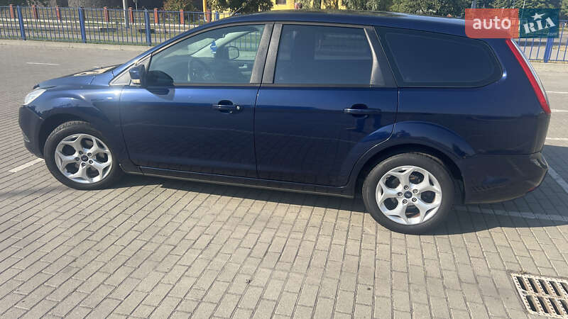 Универсал Ford Focus 2010 в Львове
