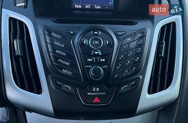 Седан Ford Focus 2014 в 