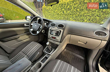 Универсал Ford Focus 2010 в 