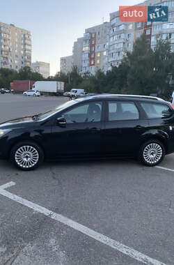 Универсал Ford Focus 2010 в 