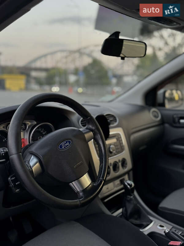 Хэтчбек Ford Focus 2010 в Киеве фото 7 Хэтчбек Ford Focus 2010 в Киеве