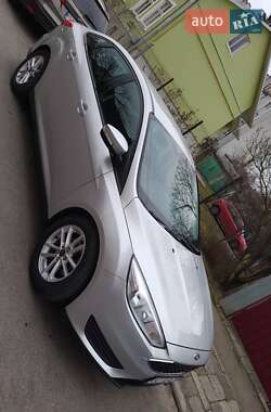 Седан Ford Focus 2015 в 