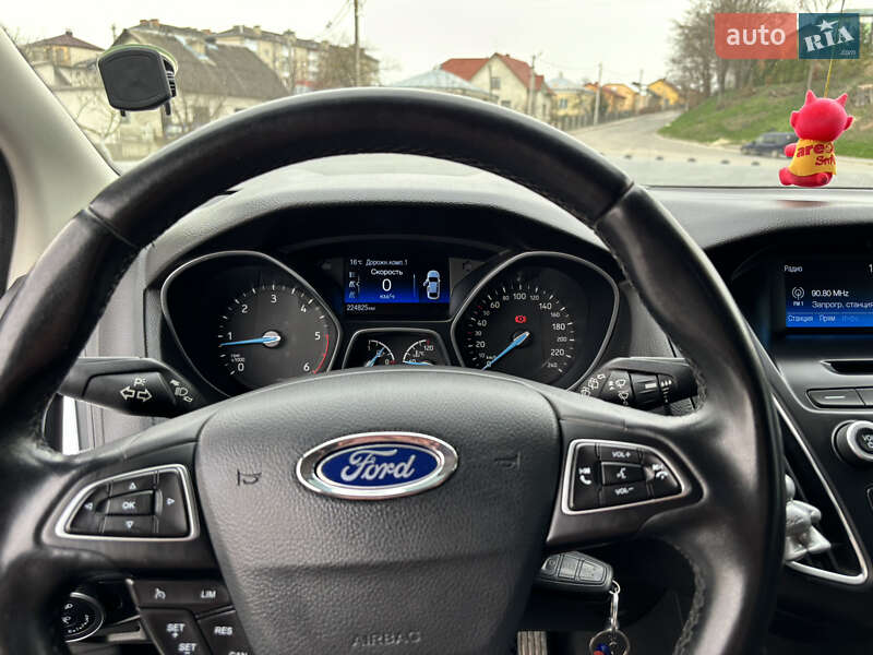 Хэтчбек Ford Focus 2016 в Зборове