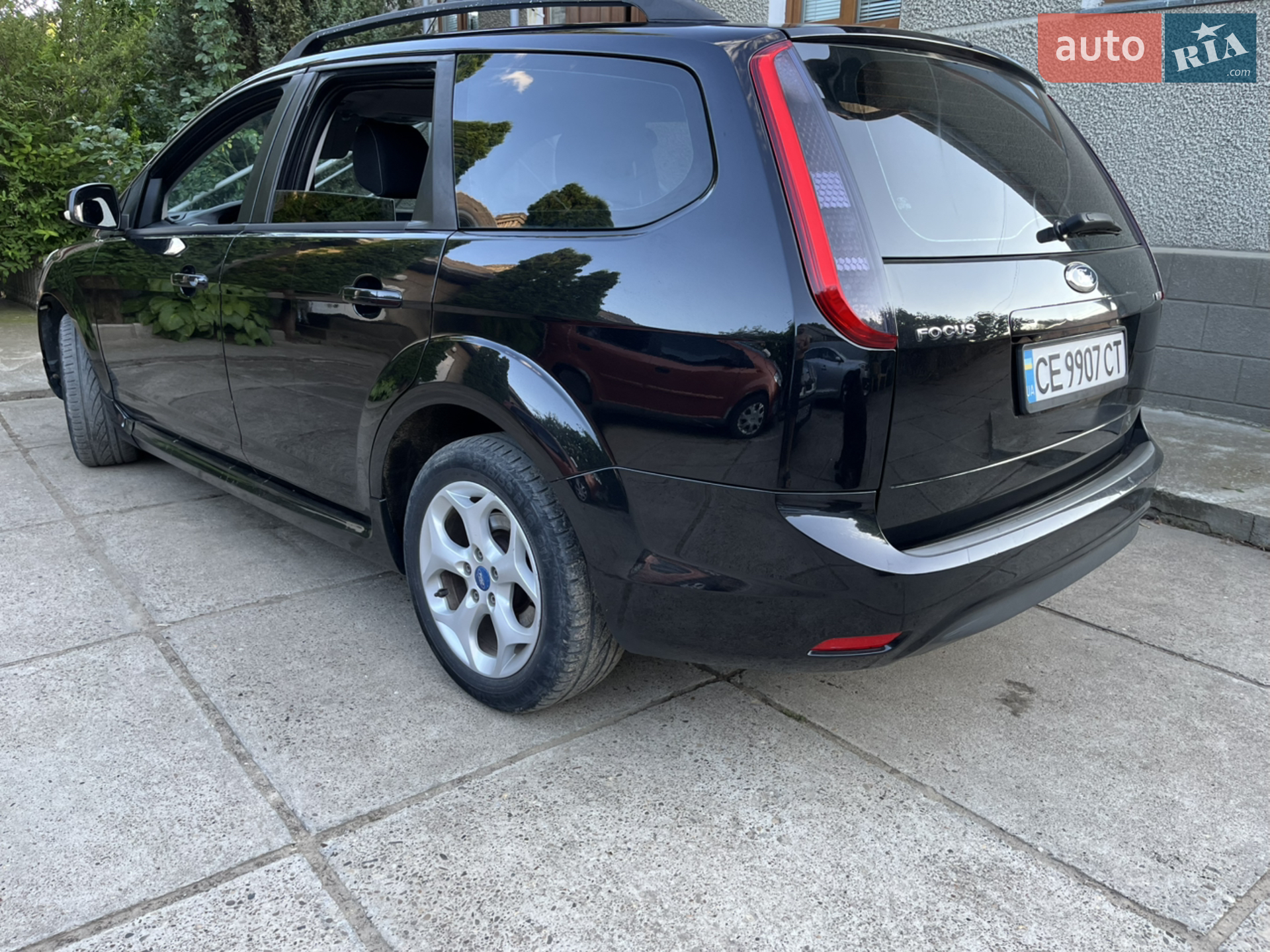 2010 Ford Focus - мініатюра 20