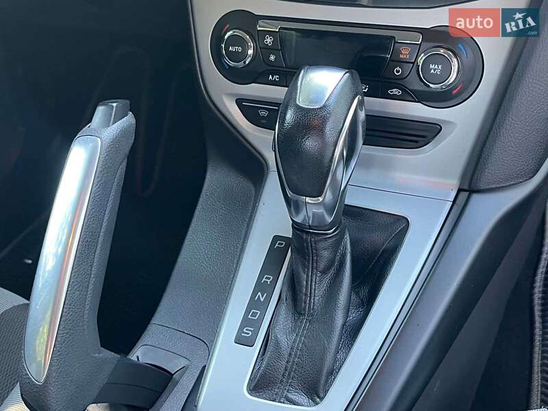 Хэтчбек Ford Focus 2012 в Киеве фото 25 Хэтчбек Ford Focus 2012 в Киеве