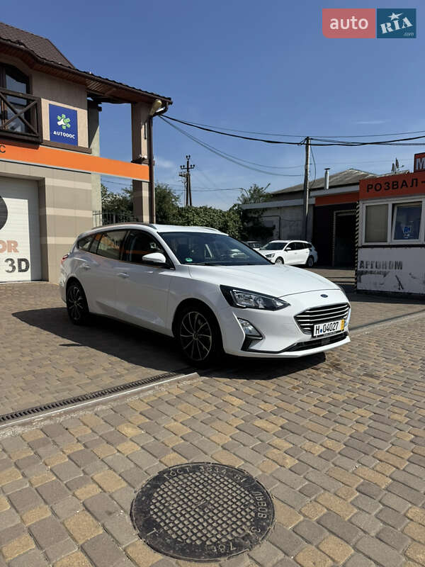 Універсал Ford Focus 2020 в Сваляві фото 3 Універсал Ford Focus 2020 в Сваляві