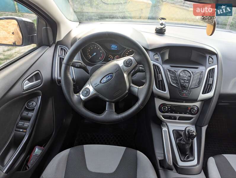 Хэтчбек Ford Focus 2012 в Житомире фото 15 Хэтчбек Ford Focus 2012 в Житомире