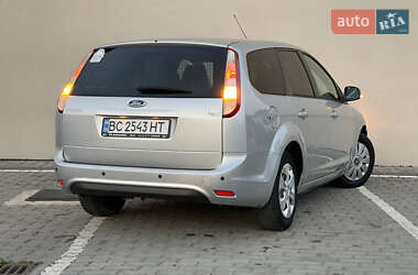 Универсал Ford Focus 2010 в 