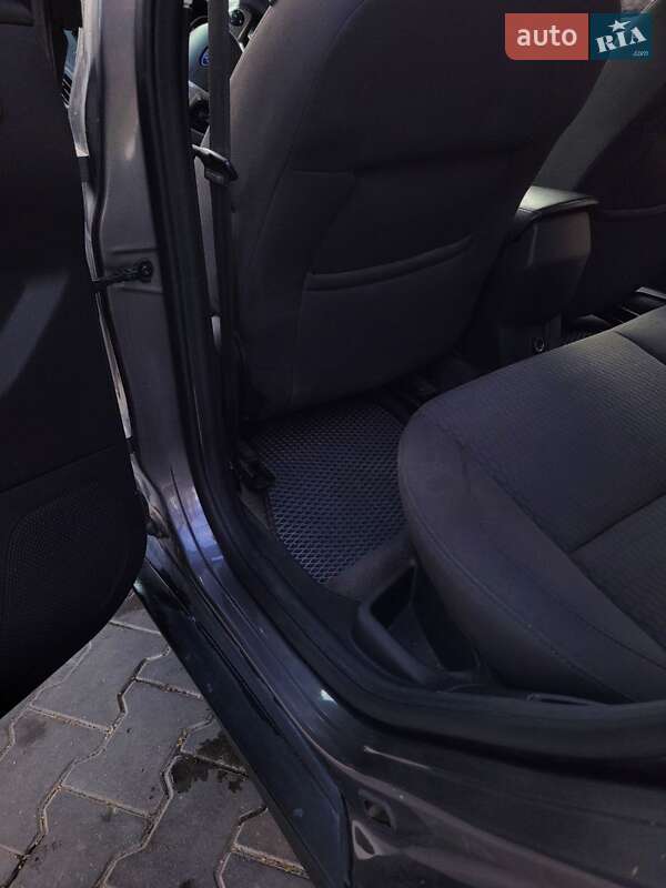 Седан Ford Focus 2011 в Підволочиську