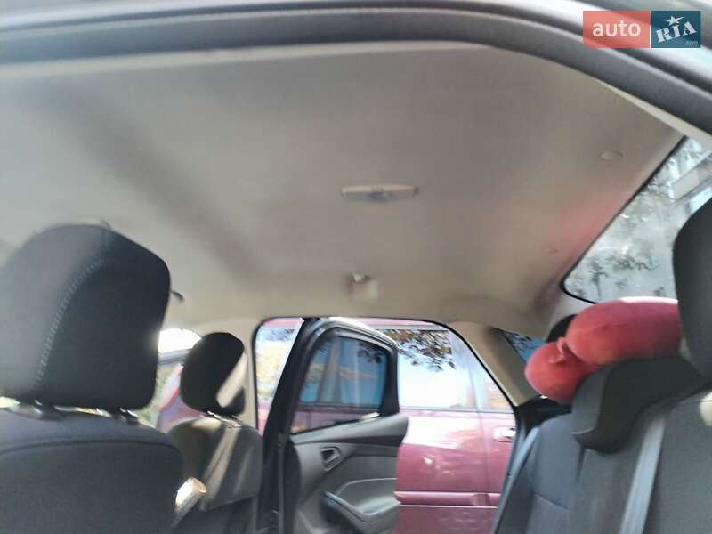 Седан Ford Focus 2016 в Запоріжжі фото 47 Седан Ford Focus 2016 в Запоріжжі