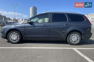 Универсал Ford Focus 2010 в 