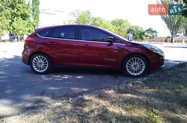 Хэтчбек Ford Focus 2015 в 