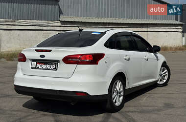 Седан Ford Focus 2017 в 