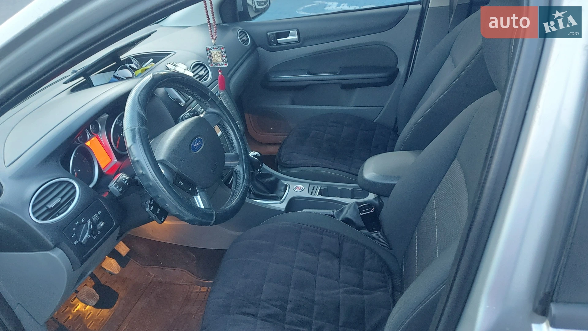 2010 Ford Focus - мініатюра 6