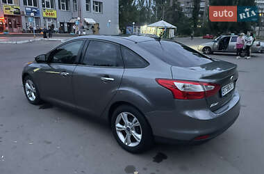 Седан Ford Focus 2013 в 