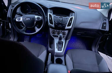 Седан Ford Focus 2013 в 