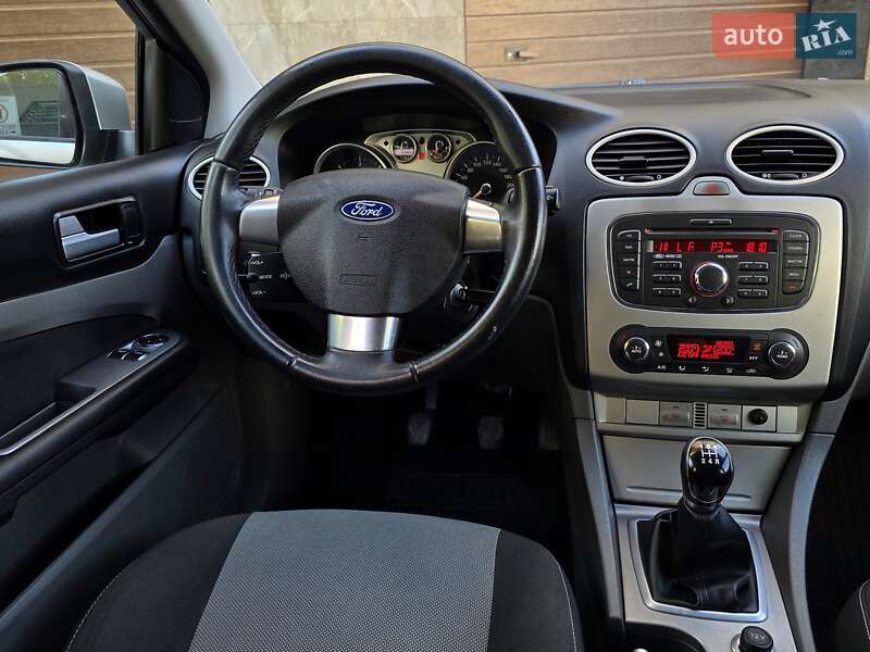 Хетчбек Ford Focus 2011 в Тернополі фото 27 Хетчбек Ford Focus 2011 в Тернополі