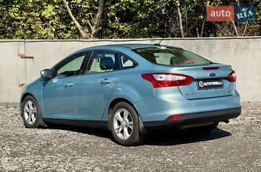 Седан Ford Focus 2012 в 