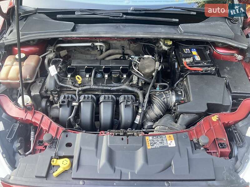 Седан Ford Focus 2015 в Кропивницком