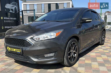 Седан Ford Focus 2015 в 