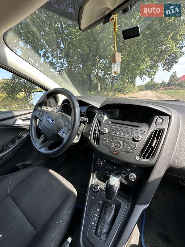 Хэтчбек Ford Focus 2016 в Полтаве