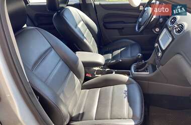 Хэтчбек Ford Focus 2007 в 