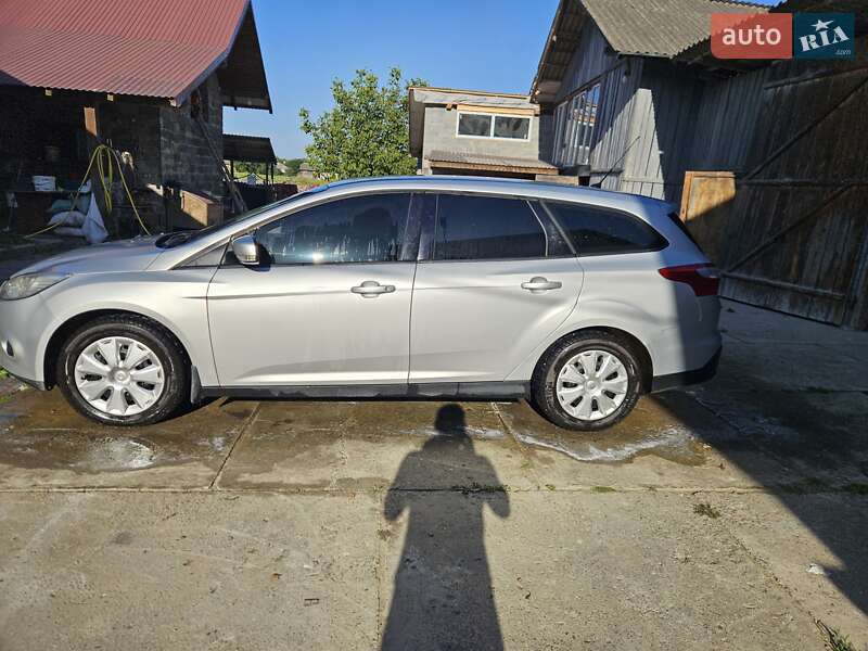Універсал Ford Focus 2014 в Івано-Франківську фото 6 Універсал Ford Focus 2014 в Івано-Франківську