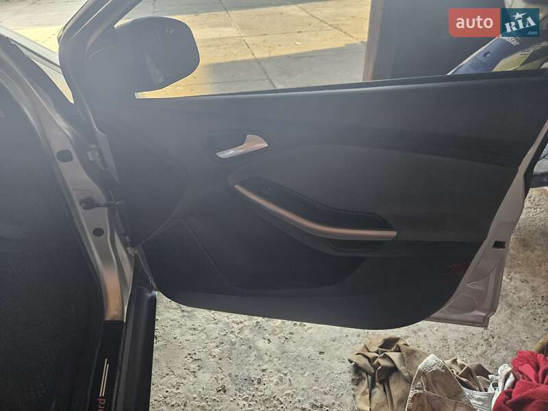 Універсал Ford Focus 2014 в Івано-Франківську фото 19 Універсал Ford Focus 2014 в Івано-Франківську