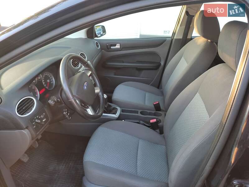 Универсал Ford Focus 2007 в Турбовом фото 11 Универсал Ford Focus 2007 в Турбовом