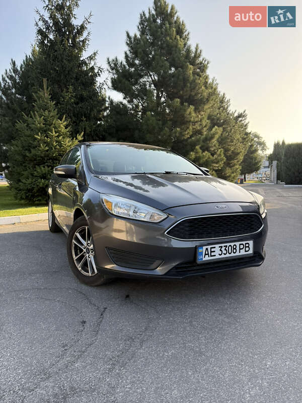 Хэтчбек Ford Focus 2017 в 