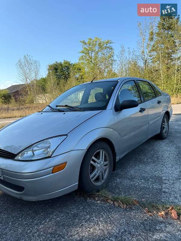 Седан Ford Focus 2003 в 