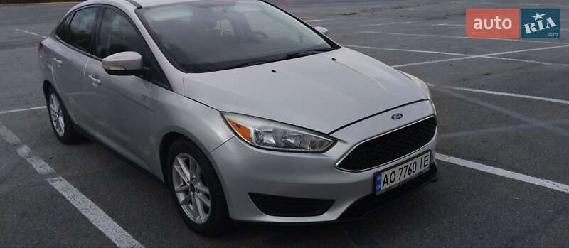 Седан Ford Focus 2017 в Ужгороді