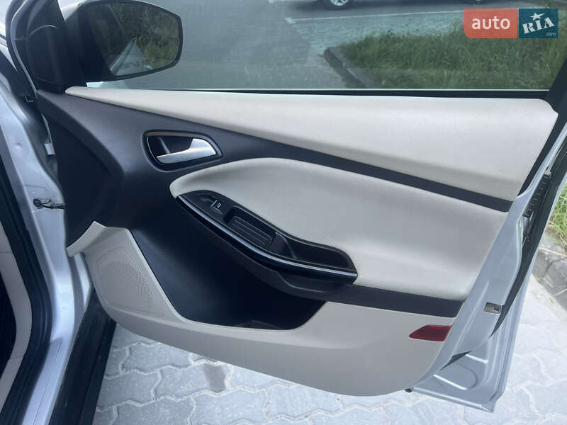 Хэтчбек Ford Focus 2011 в Львове фото 16 Хэтчбек Ford Focus 2011 в Львове