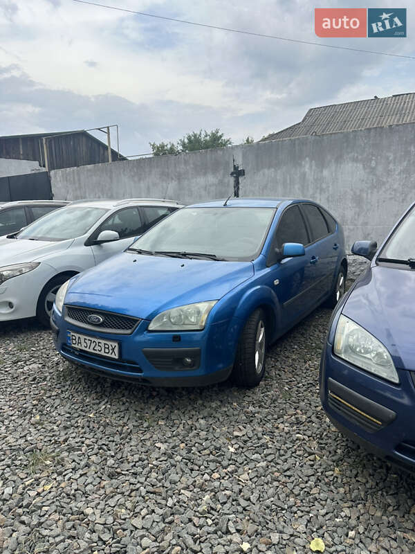 Хэтчбек Ford Focus 2006 в Первомайске