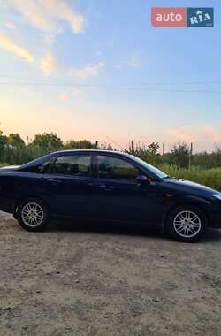 Седан Ford Focus 2002 в 