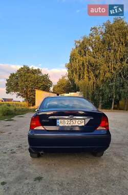 Седан Ford Focus 2002 в 